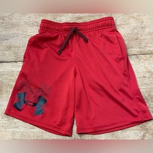 Under Armour Heat‎ Gear Youth Size Small Red Poly Repeat Graphic Athletic Shorts
